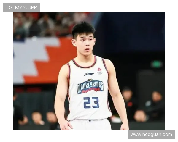 林葳分享个人成长经历：坚持探索未知领域逐步实现目标的重要性