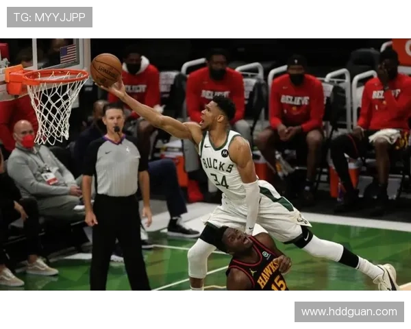 NBA杯对决雄鹿公牛先发阵容分析字母哥特纳联手挑战吉迪武切维奇组合